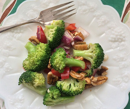 	Broccoli Pecan Salad	 