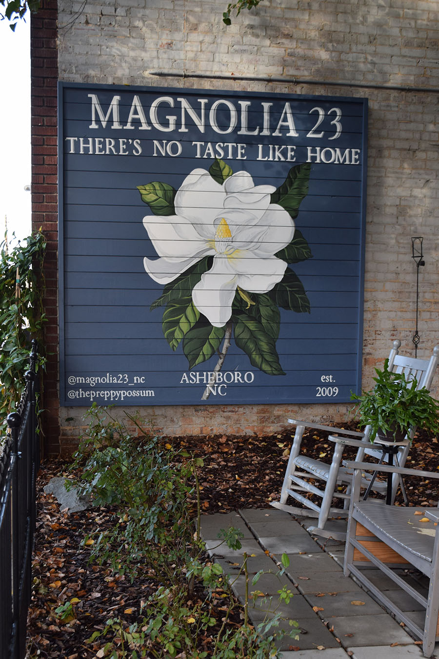 Magnolia 23 Sign