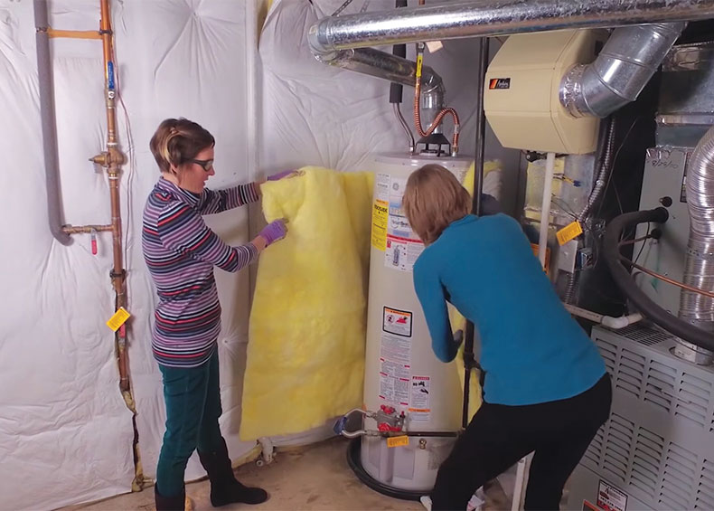 Using a Water Heater Blanket to Save on Energy Bills