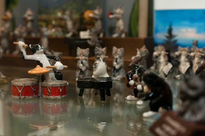 Cat Museum Boasts 5,000+ Feline Curiosities