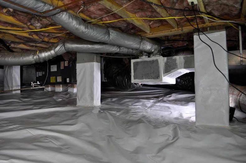 How to Clean Up Your Crawl Space