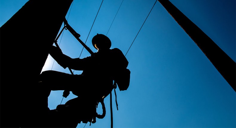 Scholarships Available to Lineworkers’ Families