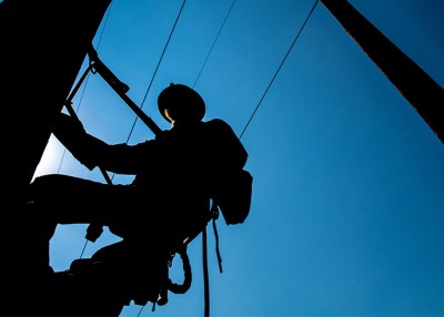 Scholarships Available to Lineworkers’ Families