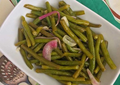 Crowd-Pleasing Marinated Green Beans