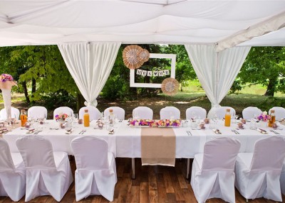 6 ideas to make outdoor weddings stylish and comfortable