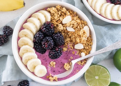 Mixed Berry-Lime Smoothie Bowl