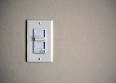 Do dimmer switches work with CFL and LED lights?
