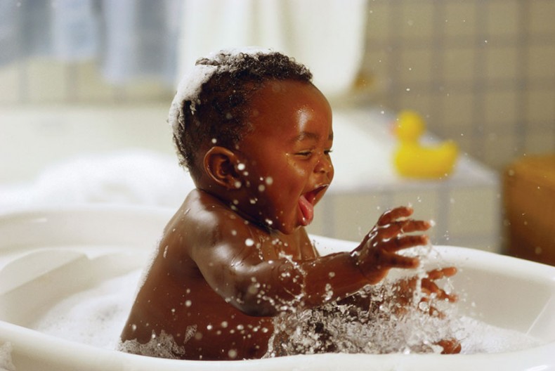 Bath Time Benefits for Baby
