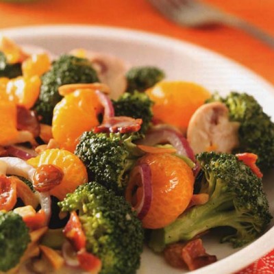 Fresh Broccoli and Mandarin Salad