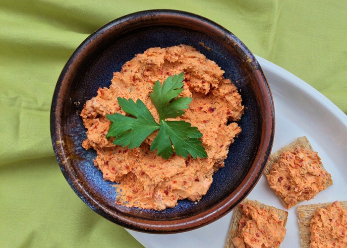 Sun-Dried Tomato and Herb Spread