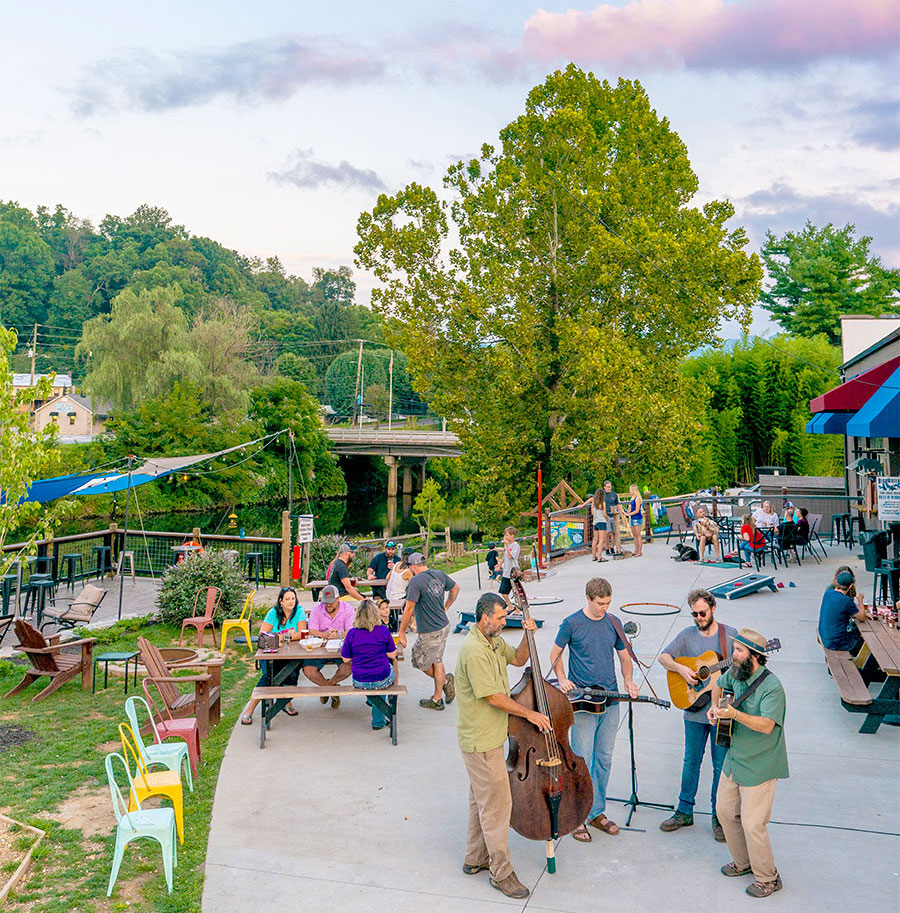 Bearwaters Brewing Music