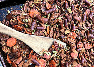 Bone Suckin’ Finger Lickin’ Party Mix Bone Suckin’ Finger Lickin’ Party Mix