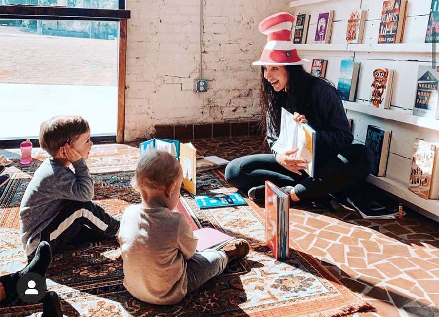 Etaf leads story time