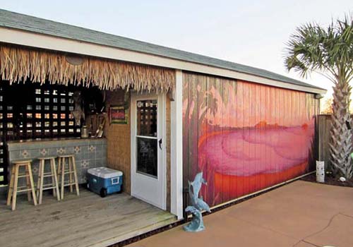 Tiki bar