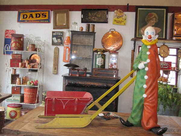 Hardware-Antiques-Store-Cameron