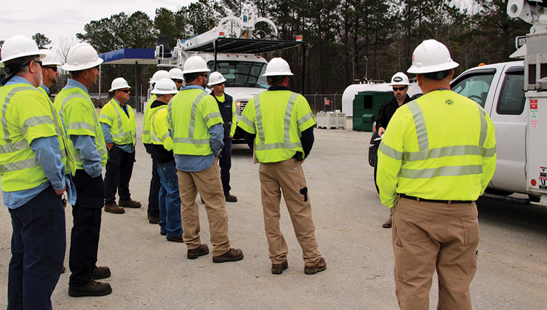 Linemen 04