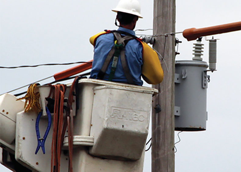Linemen 05