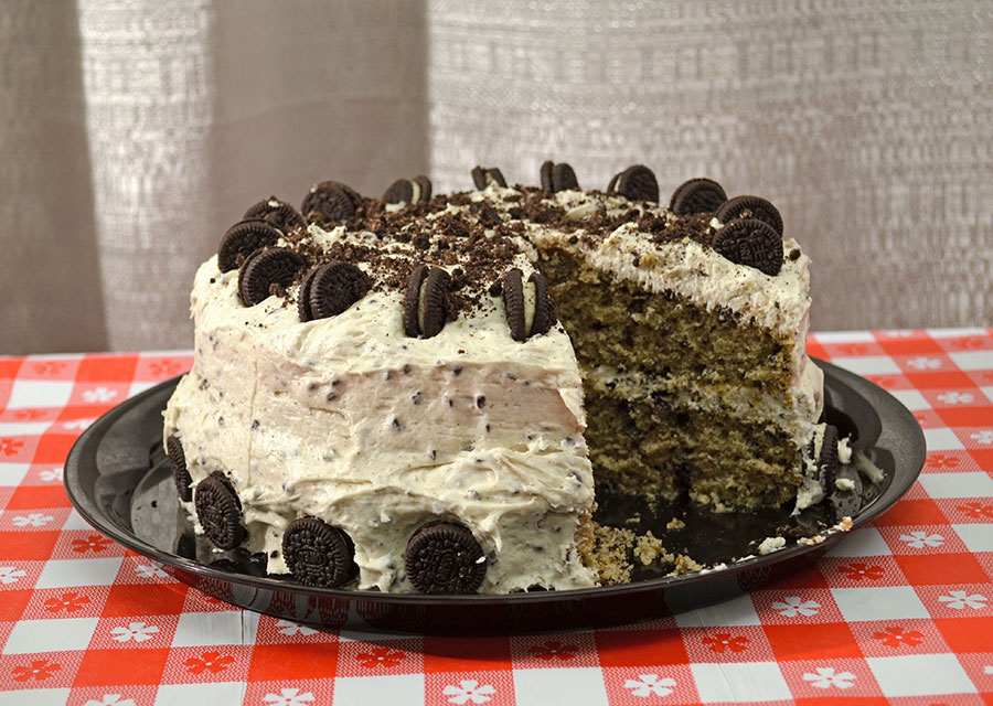 Oreo Explosion Cake Oreo Explosion Cake
