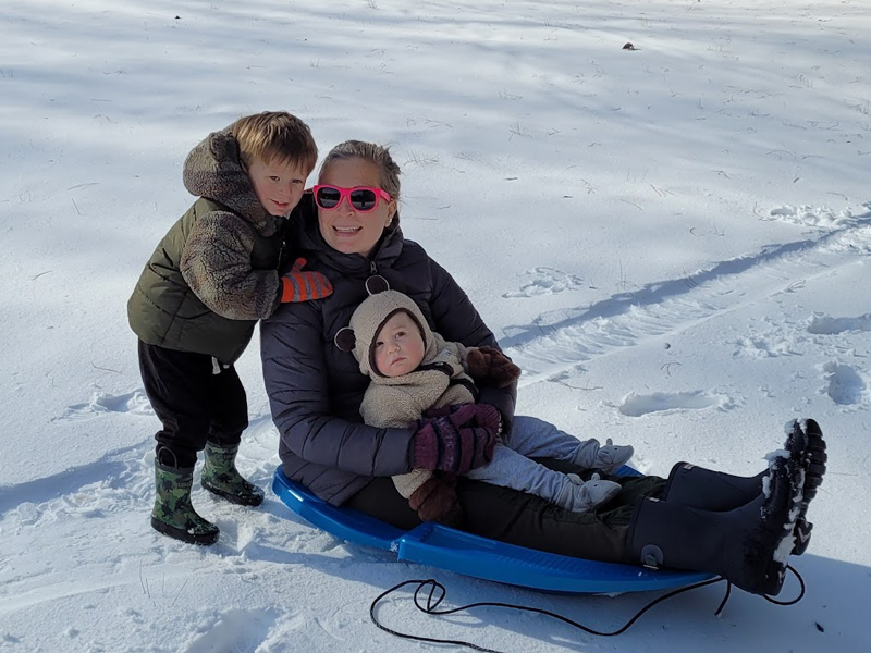 Jane Van Hoy - Snow Time is Family Time