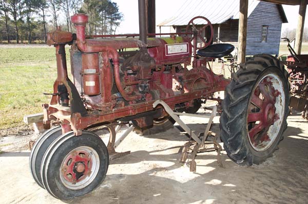 Tarkil-Branch-Farms-Homestead-Museum