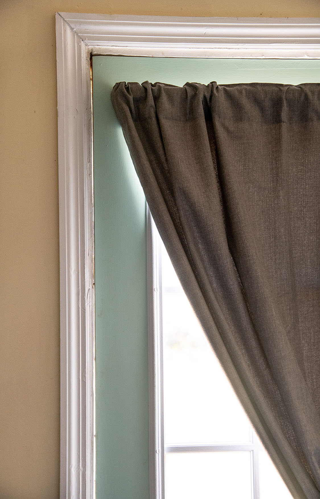 air leak door