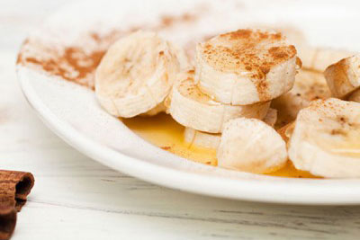 Quick Dessert: Cinnamon Bananas 